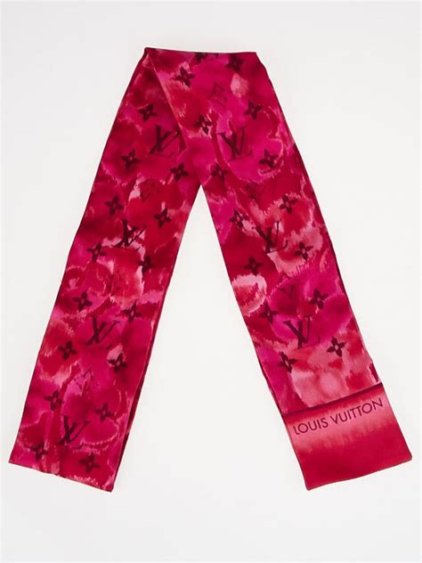 Louis Vuitton Rose Indien Silk Cotton Ikat Scarf – Modaselle